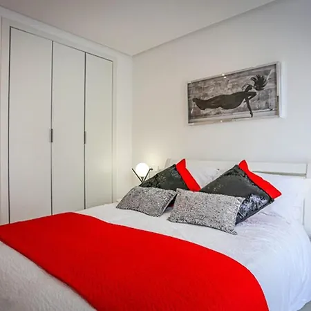 Stylish And Modern In Villamartin Apartment *